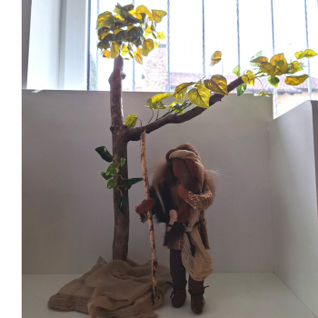 Schlanker Baum aus besonderer Wurzelrarität - 70cm hoch