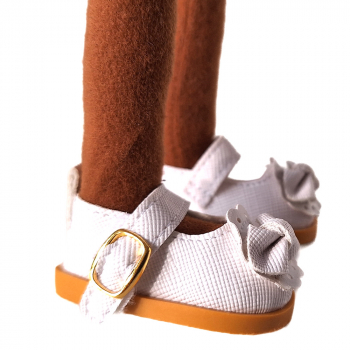 Kleid mit Mantel, Kappe, Strümpfe und weiße Ballerinas - für Frau 28cm