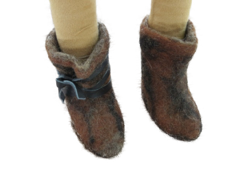 Filzstiefel für die 50-cm Figuren