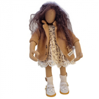 Junge Frau im süßen Kleidchen - 28cm