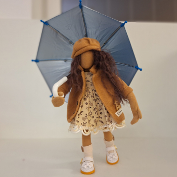 Junge Frau im süßen Kleidchen - 28cm