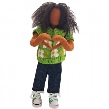 Frau im grünen Blumenpulli