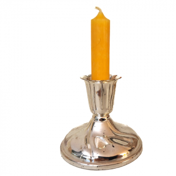 Kerzenständer für Tempelszene
