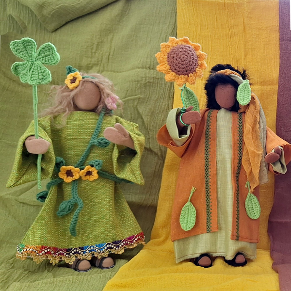 Jahreszeitenfiguren mit Zubehör - Frühling, Sommer, Herbst und König Winter