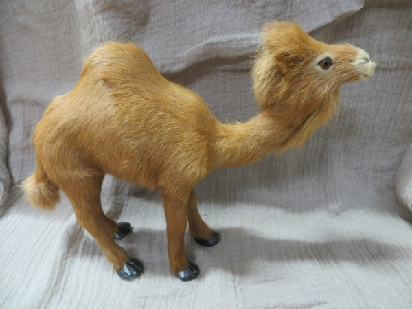 Kamel 20 cm hoch - zu 10-15 cm Figuren oder als Jungtier