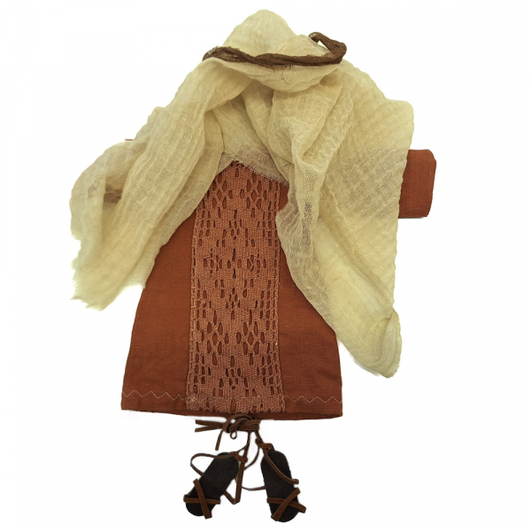Braunes Frauenkleid mit schöner Spitze