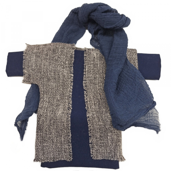 Blaues Männerkleid mit grobem Mantel & Turban