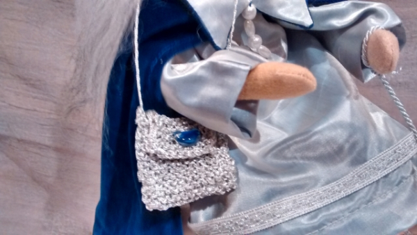 Königliche Tasche in gold und silber