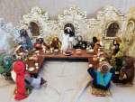 Abendmahltisch mit 13 Gedecken, Tischausstattung und 13 Sitzkissen